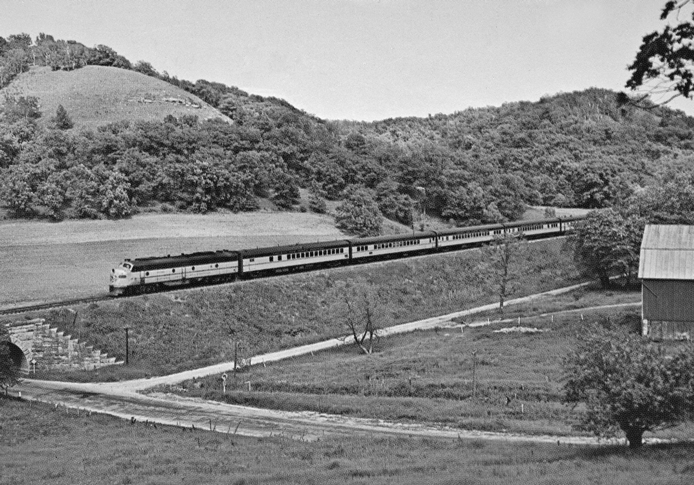 Howntown history: 1956 Rail Scene